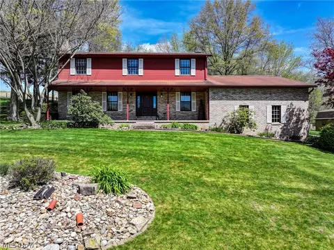 206 Prospect St, Baltic, OH 43804