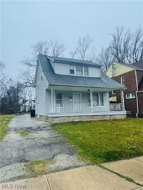 1650 Cliffview Rd, Cleveland, OH 44112