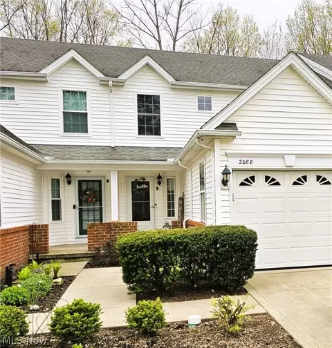 2088 W Reserve Cir, Avon, OH 44011