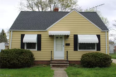 811 E 254th St, Euclid, OH 44132