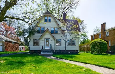 142 Harter Ave NW, Canton, OH 44708