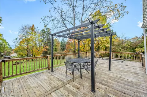 3835 Hillside Rd, Seven Hills, OH 44131 photo 5