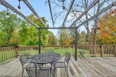3835 Hillside Rd, Seven Hills, OH 44131 photo 4