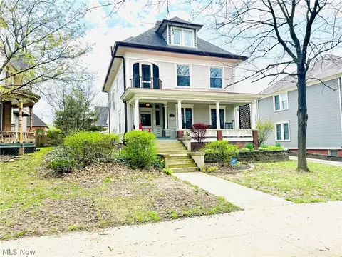 304 Washington St, Marietta, OH 45750
