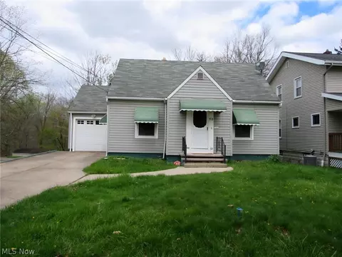113 Palmetto, Bedford, OH 44146