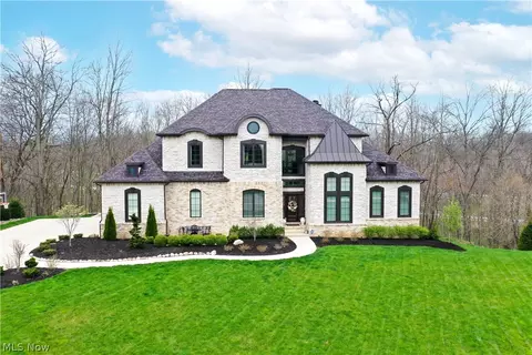 3736 Braemar Dr, Richfield, OH 44286