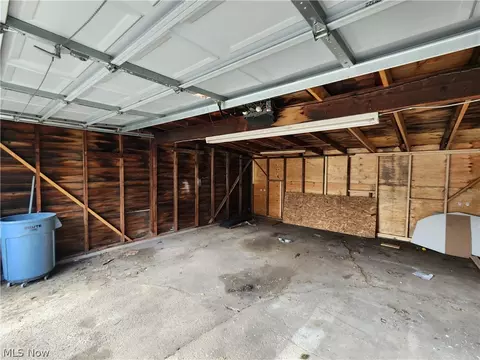 7202 Snow Rd, Parma, OH 44129 photo 14