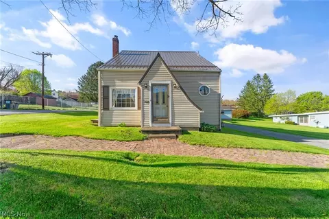 122 W Main St, Salineville, OH 43945