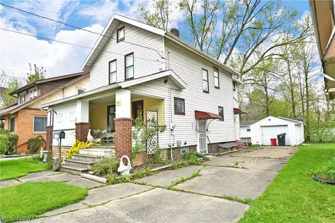 1267 Elm Rd NE, Warren, OH 44483