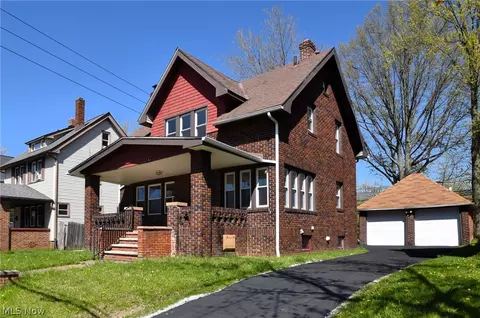 2389 S Taylor Rd, Cleveland Heights, OH 44118