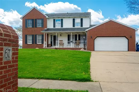67 Cheyenne Dr, Girard, OH 44420