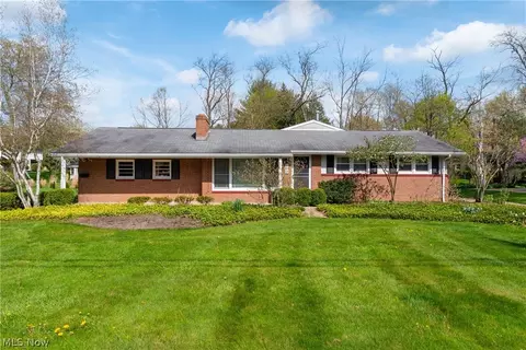 604 Briar Ave NE, North Canton, OH 44720