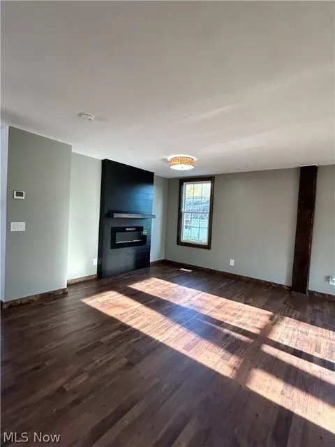Living - 9116 N Main St, Windham, OH 44288 photo 1 of 1