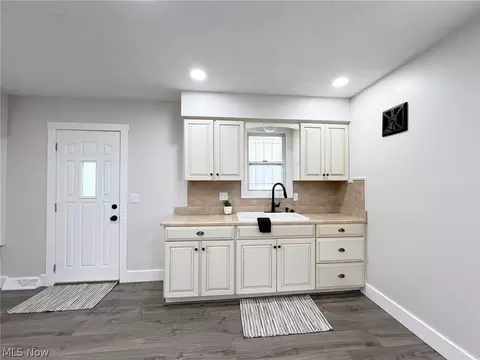Kitchen - 2048 E 37th St, Lorain, OH 44055 photo 1 of 3