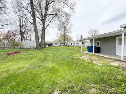 Exterior - 2048 E 37th St, Lorain, OH 44055 photo 10 of 13