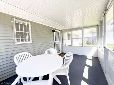 Exterior - 2048 E 37th St, Lorain, OH 44055 photo 12 of 13