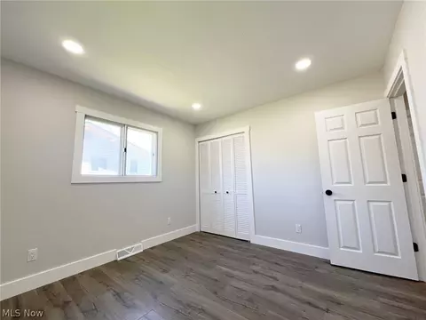 Bedroom - 2048 E 37th St, Lorain, OH 44055 photo 1 of 1