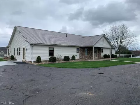 1571 County Road 200, Dundee, OH 44624