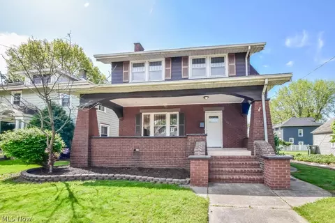 1434 12th St NW, Canton, OH 44703