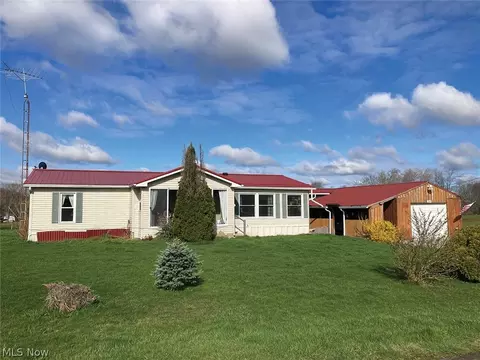 7849 Lorey Rd, East Rochester, OH 44625