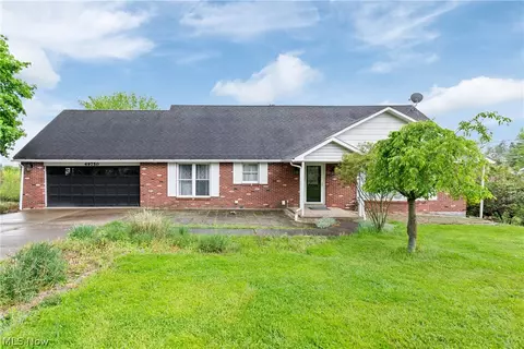 49750 High St Ext, Saint Clairsville, OH 43950