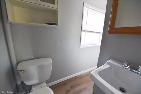 2569 Edwin Ave, Akron, OH 44314 photo 31
