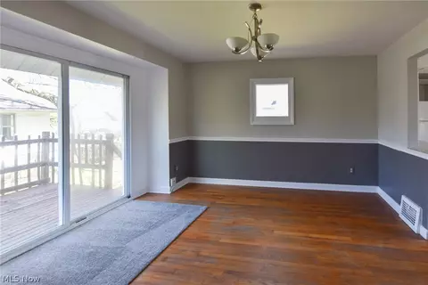 2569 Edwin Ave, Akron, OH 44314 photo 15