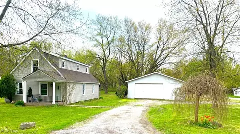 4431 Turner Rd, Leavittsburg, OH 44430