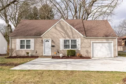 2321 Wales Ave NW, Massillon, OH 44646