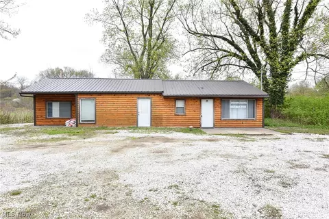 11980 Cleveland Ave NW, Uniontown, OH 44685