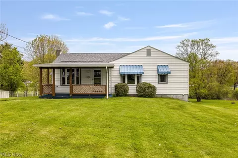 16386 Swickard St, East Liverpool, OH 43920