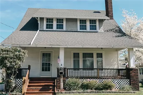 2723 Albrecht Ave, Akron, OH 44312
