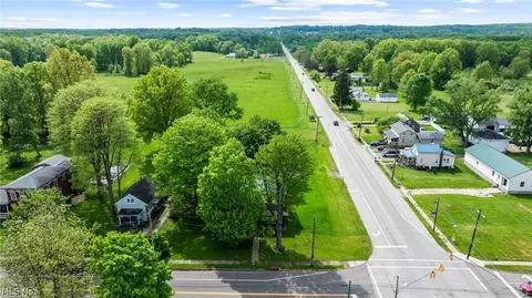 8935 S Main St, Windham, OH 44288 photo 14