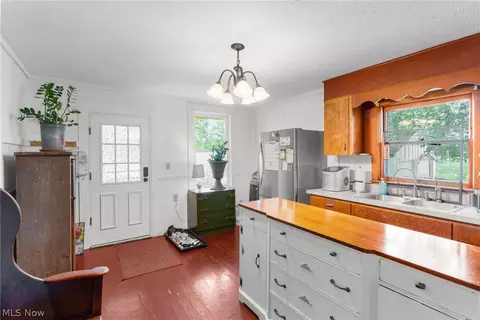 8935 S Main St, Windham, OH 44288 photo 27
