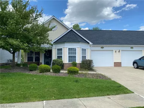 12752 Doula Ln #13A, North Royalton, OH 44133