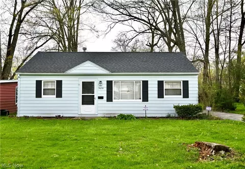 3610 Arden Blvd, Youngstown, OH 44511
