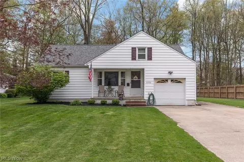 6356 Clearair Dr, Mentor, OH 44060