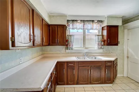 651 Hazel Ave, Lima, OH 45801 photo 8