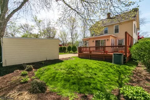 Exterior - 37559 2nd St, Willoughby, OH 44094 photo 11 of 16