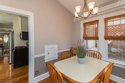 Dining - 37559 2nd St, Willoughby, OH 44094 photo 5 of 8