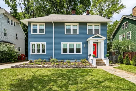 2504 Lee Rd, Cleveland Heights, OH 44118