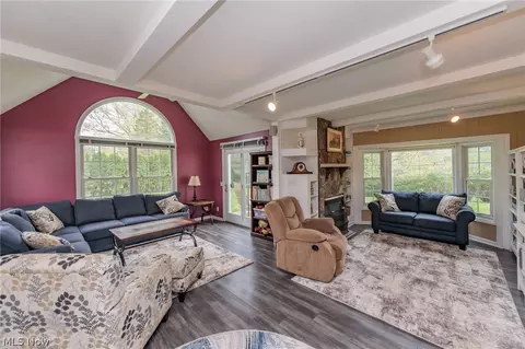 2534 Dodd Rd, Willoughby Hills, OH 44094 photo 9