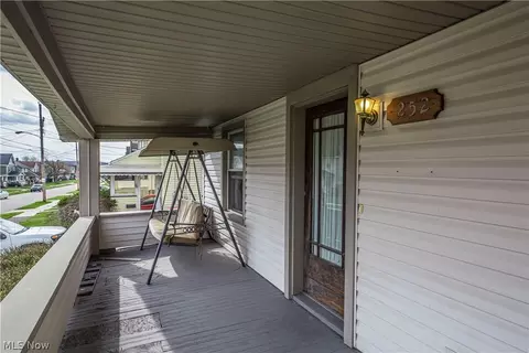 252 E 2nd St, Girard, OH 44420 photo 33