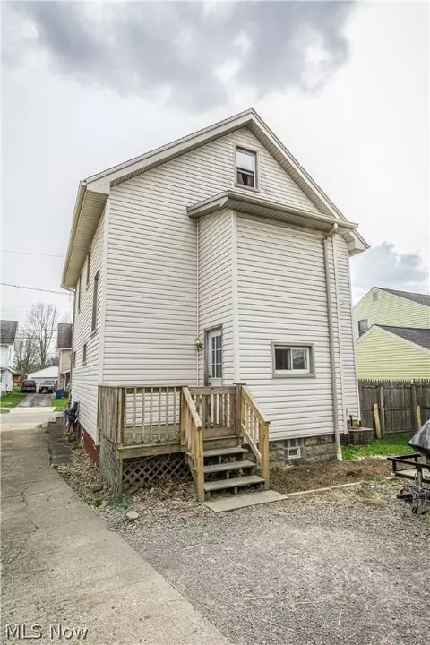 252 E 2nd St, Girard, OH 44420 photo 30