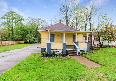 4039 Elyria Ave, Lorain, OH 44055