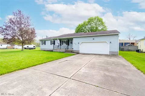 104 Woodglen, Niles, OH 44446