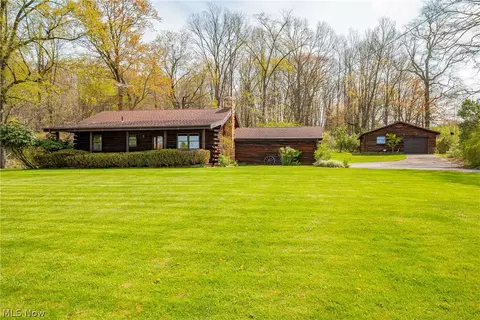 3920 Belden Ave SE, Canton, OH 44707