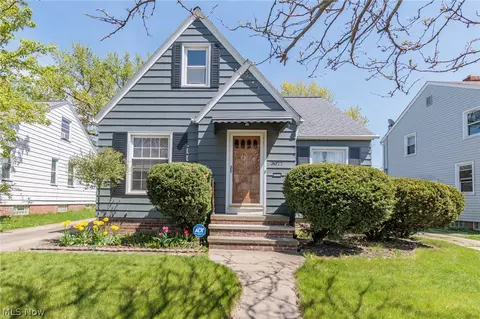 3077 W 137th St, Cleveland, OH 44111