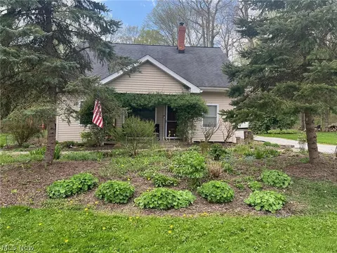 11718 Basswood Rd, Chardon, OH 44024