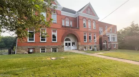 838 Prospect St, Salem, OH 44460